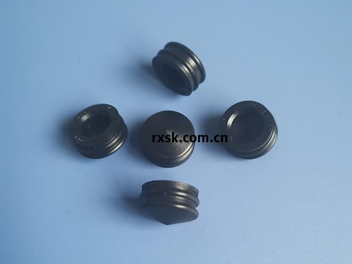 小(xiao)型號膠塞2ml-10ml