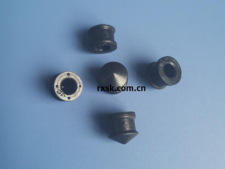 小型(xing)號膠塞2ml-10ml